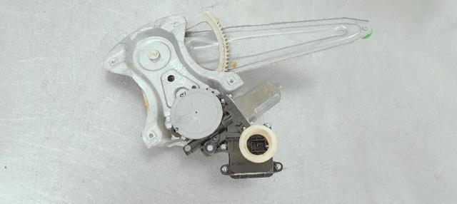 8570202020 TOYOTA Motor del elevalunas de la puerta delantera izquierda  disponible Vigo