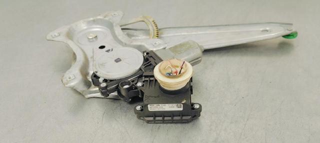 TOYOTA 8570202020 Motor del elevalunas de la puerta delantera izquierda  comprar en Murcia