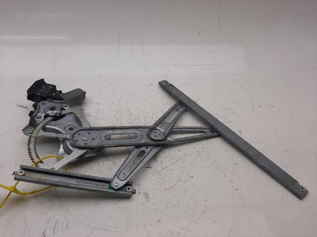 TOYOTA 857020F010 Mecanismo de elevalunas delantero izquierdo  en stock Terrassa