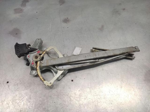 TOYOTA 857020F010 Mecanismo de elevalunas delantero izquierdo  en stock Valencia