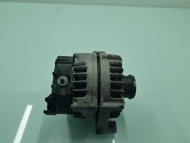 Alternador del motor 8570675 BMW