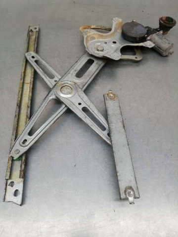 TOYOTA 857100D100 Motor del elevalunas de la puerta delantera derecha comprar Tarragona