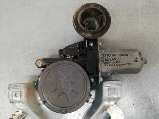 857100D100 Motor del elevalunas de la puerta delantera derecha  en stock Castellón