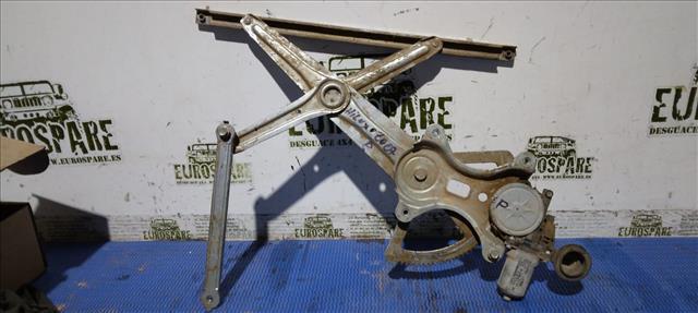 857100K010 Motor del elevalunas de la puerta delantera derecha  en stock Granada