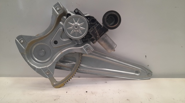 Mecanismo de elevalunas delantero derecha Toyota Hilux  desde 81,31 €
