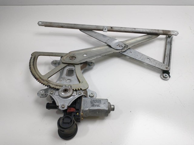 TOYOTA 8571042070 Motor del elevalunas de la puerta trasera izquierda  en stock Salamanca