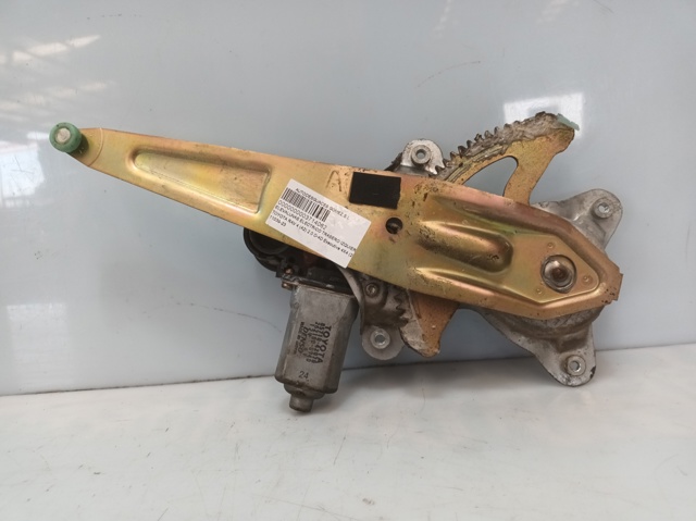 TOYOTA 8571042070 Motor del elevalunas de la puerta trasera izquierda  en stock Terrassa