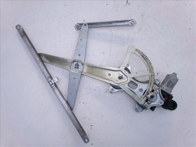 8571042070 TOYOTA Motor del elevalunas de la puerta trasera izquierda  disponible Alicante