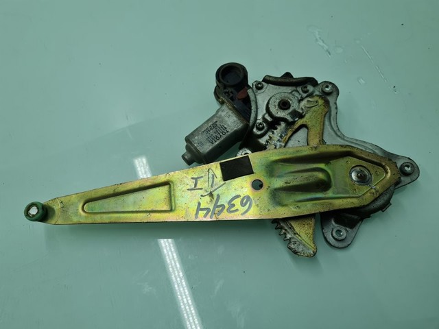 8571042070 Motor del elevalunas de la puerta trasera izquierda  comprar en Zaragoza