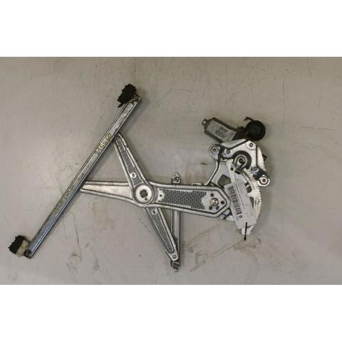 8571052030 Motor del elevalunas de la puerta delantera derecha  disponible Utrera