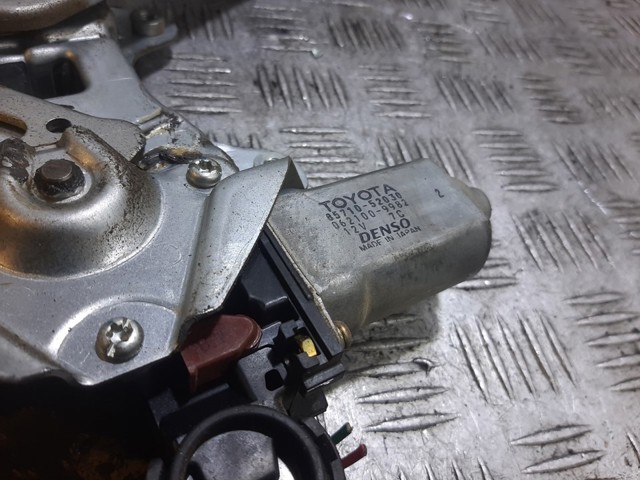 8571052030 TOYOTA Motor del elevalunas de la puerta delantera derecha comprar Bilbao