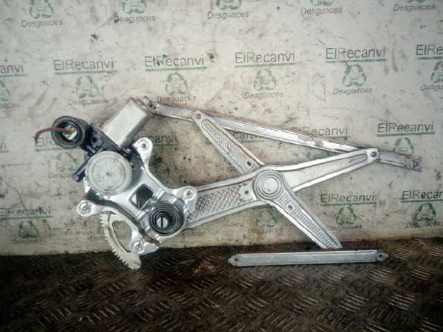 8571052030 TOYOTA Motor del elevalunas de la puerta delantera derecha  en stock Huelva