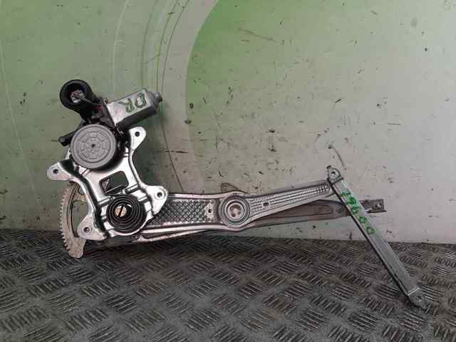 8571052030 Motor del elevalunas de la puerta delantera derecha  comprar en Zaragoza