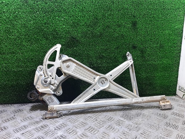 8571052030 TOYOTA Motor del elevalunas de la puerta delantera derecha  comprar en Lleida