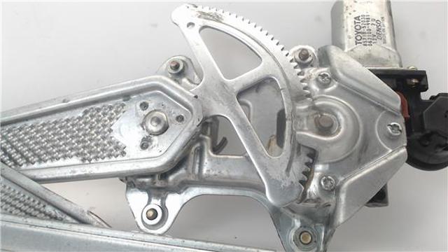 8571052030 TOYOTA Motor del elevalunas de la puerta delantera derecha comprar Alcalá