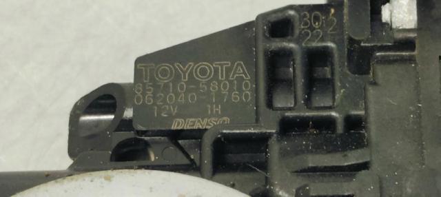 8571058010 Motor del elevalunas de la puerta delantera derecha  comprar en Zaragoza