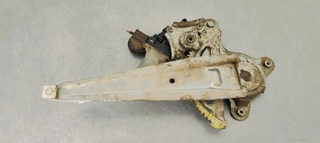8571058010 TOYOTA Motor del elevalunas de la puerta delantera derecha  comprar en Lleida