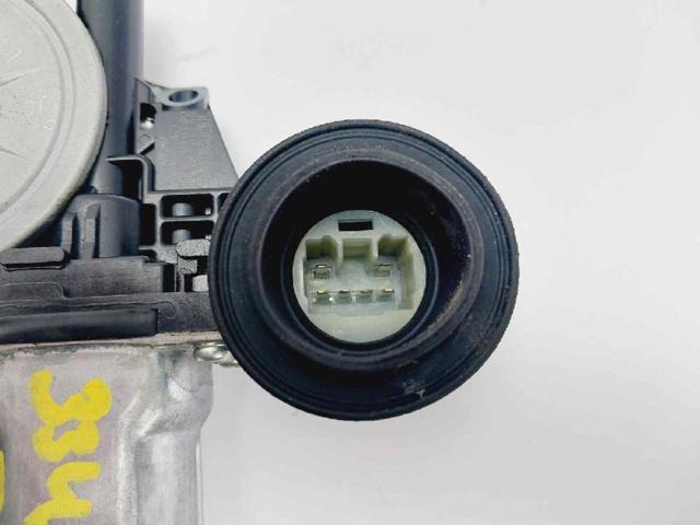 8571058010 Motor del elevalunas de la puerta delantera derecha  comprar en Pontevedra