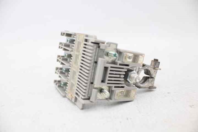 8571A027 Mitsubishi