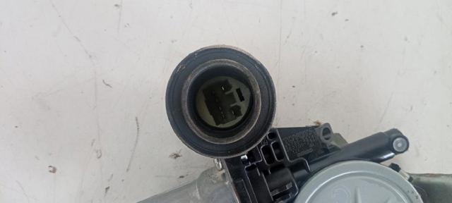 TOYOTA 8572035140 Motor del elevalunas de la puerta trasera derecha comprar Tarragona