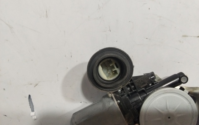 TOYOTA 8572035140 Motor del elevalunas de la puerta trasera izquierda  comprar en Murcia