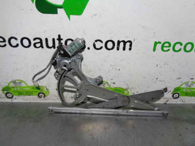 Motor eléctrico, elevalunas, puerta delantera derecha 8572053020 Toyota/Lexus