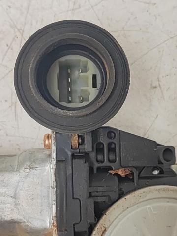 8572058010 Motor del elevalunas de la puerta delantera izquierda  comprar en Pontevedra