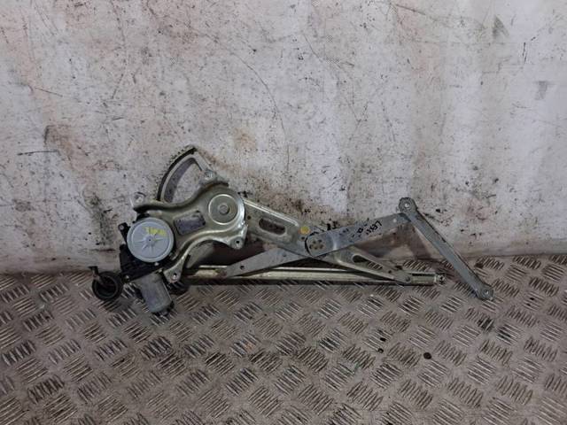 8572058010 Motor del elevalunas de la puerta delantera izquierda  disponible Málaga