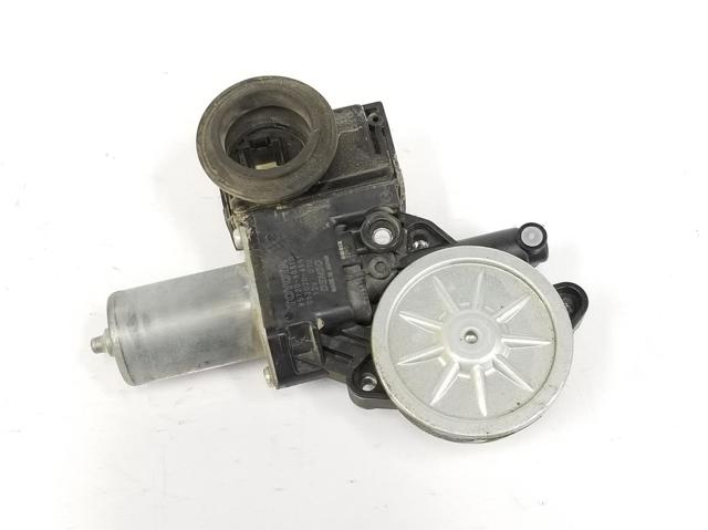 Motor eléctrico, elevalunas, puerta delantera izquierda 8572060310 Toyota