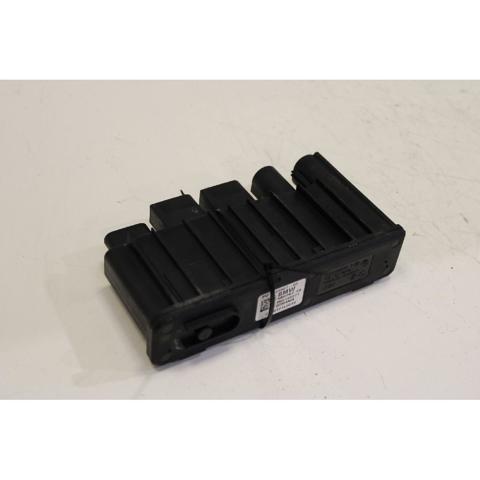 858990702 BMW