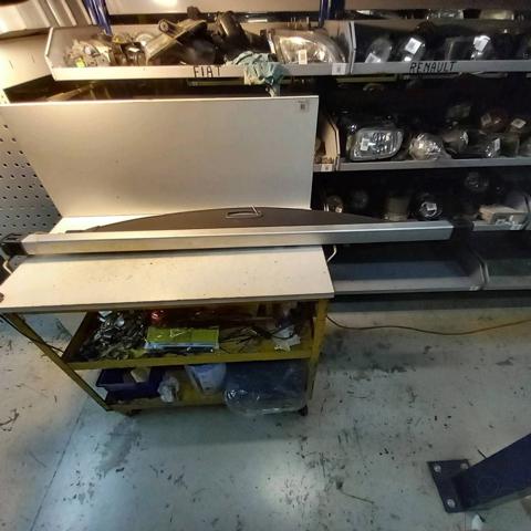 HYUNDAI 859103W000WK Cortina del compartimento de equipaje  comprar en Murcia