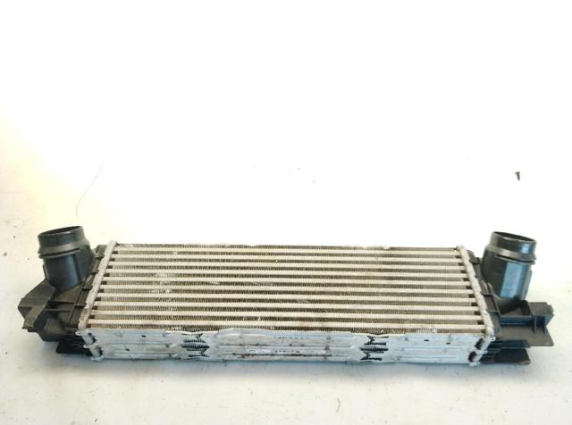 Radiador de aire de admisión 8592701 BMW