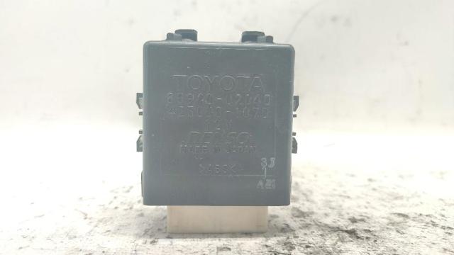 Relé de intermitencia del limpiaparabrisas para Toyota Auris E15