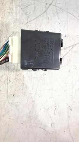 Relé de intermitencia del limpiaparabrisas Toyota Auris E15