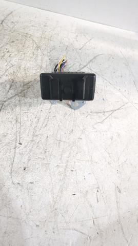 Relé de intermitencia del limpiaparabrisas Toyota Auris E15