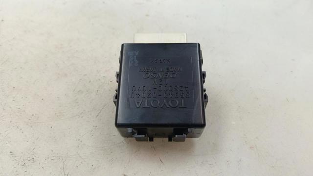 Relé de intermitencia del limpiaparabrisas Toyota Auris E15