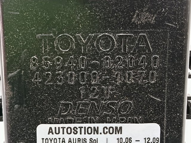 Relé de intermitencia del limpiaparabrisas Toyota Auris E15