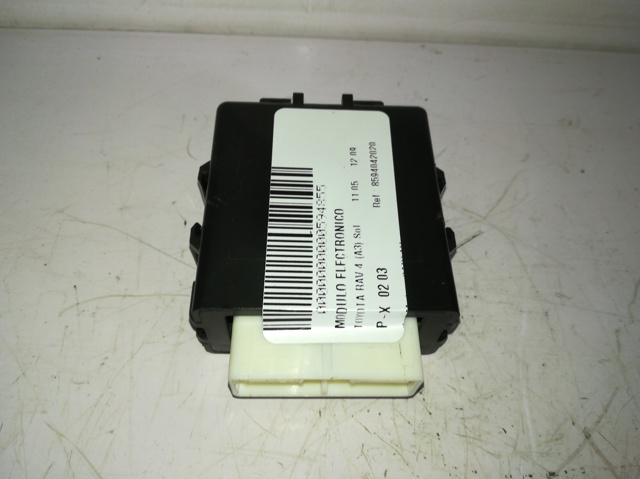 8594042020 TOYOTA  en stock Gandía