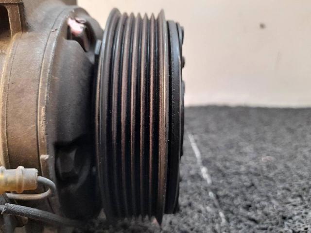 8600889 VOLVO Compresor de aire acondicionado  disponible Alicante