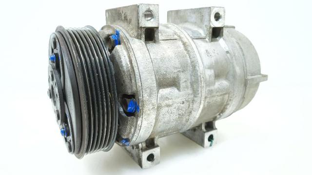 VOLVO 8602621 Compresor de aire acondicionado  disponible Lugo