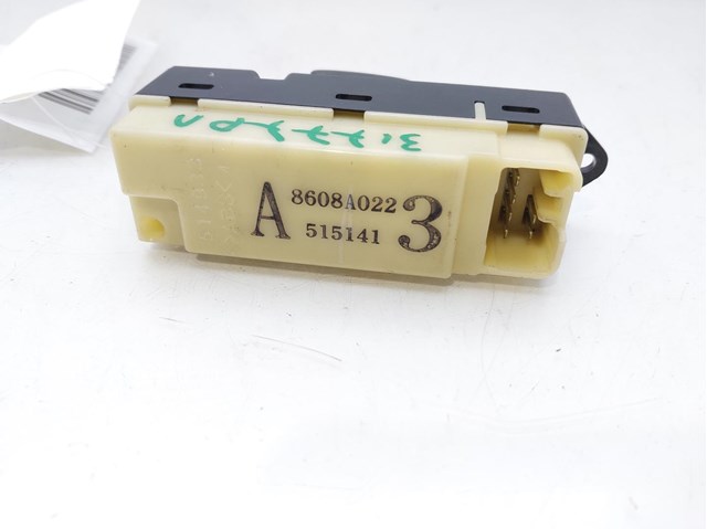 Botón de encendido, motor eléctrico, elevalunas, puerta delantera derecha 8608A022 Mitsubishi