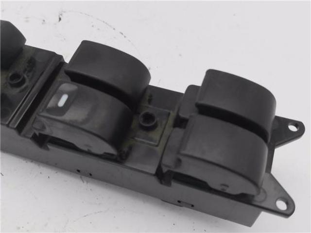 8608A058 Unidad de control de elevalunas delantera izquierda  comprar en Pontevedra