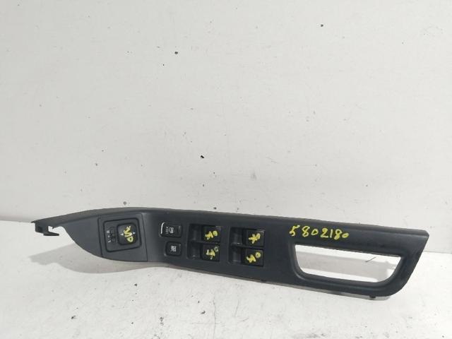 8608A058 Mitsubishi