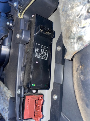 8608A060 MITSUBISHI Unidad de control de elevalunas delantera izquierda  comprar en Lleida