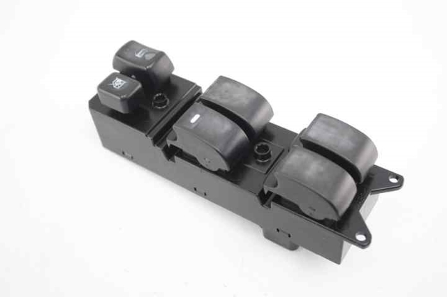 MITSUBISHI 8608A207 Unidad de control de elevalunas delantera izquierda  comprar en Murcia