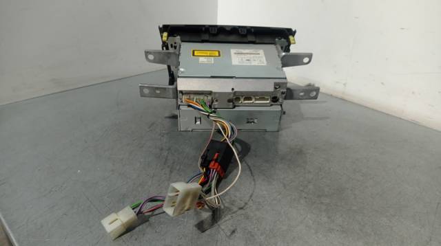 TOYOTA 8612042220 Radio  en stock Terrassa