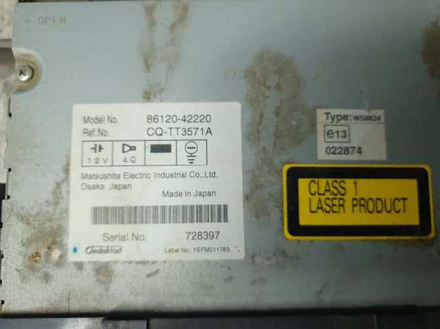 8612042220 TOYOTA Radio AM/FM  comprar en Jaén