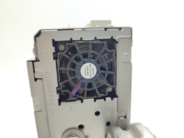 8614002360 TOYOTA Pantalla multifunción  disponible Ourense