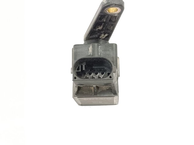 Sensor de nivel de carrocería delantero 8622446 VOLVO