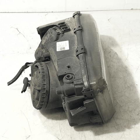 Faro delantero derecho Volvo V70 I (LV)